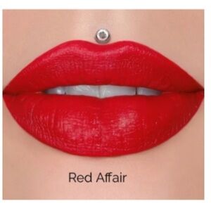 New in Box NIB Jeffree Star Supreme Gloss in Vibrant Red. Full pigment lip gloss